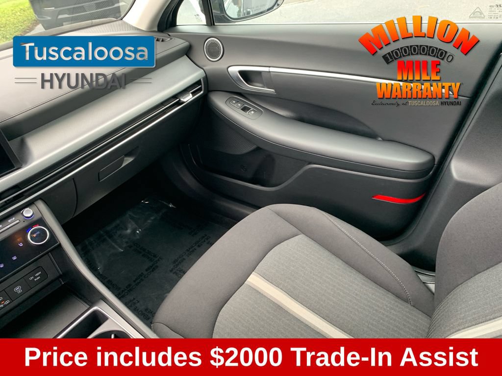 Used 2025 Hyundai Sonata SEL FWD image 27
