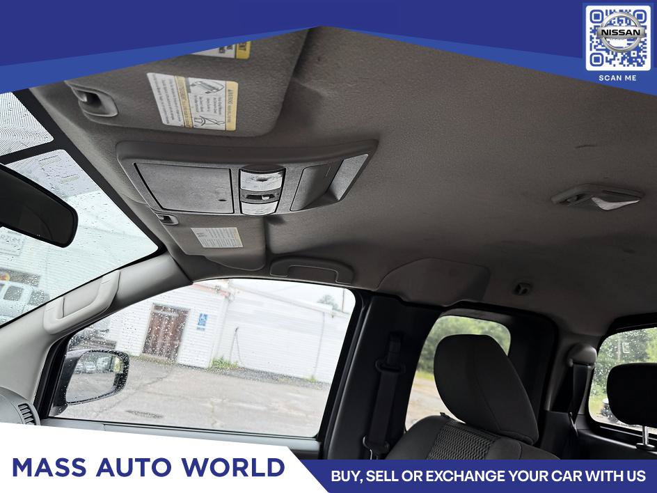 Used 2018 Nissan Frontier SV AWD/4WD image 11