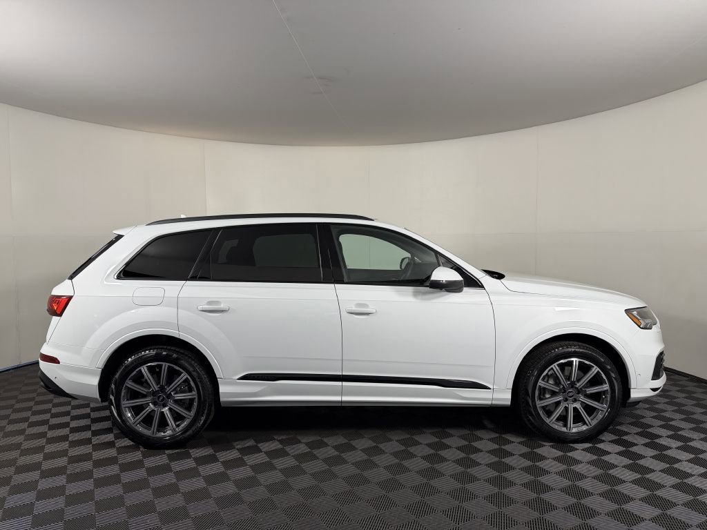 Used 2023 Audi Q7 2.0T Premium Plus AWD/4WD image 4