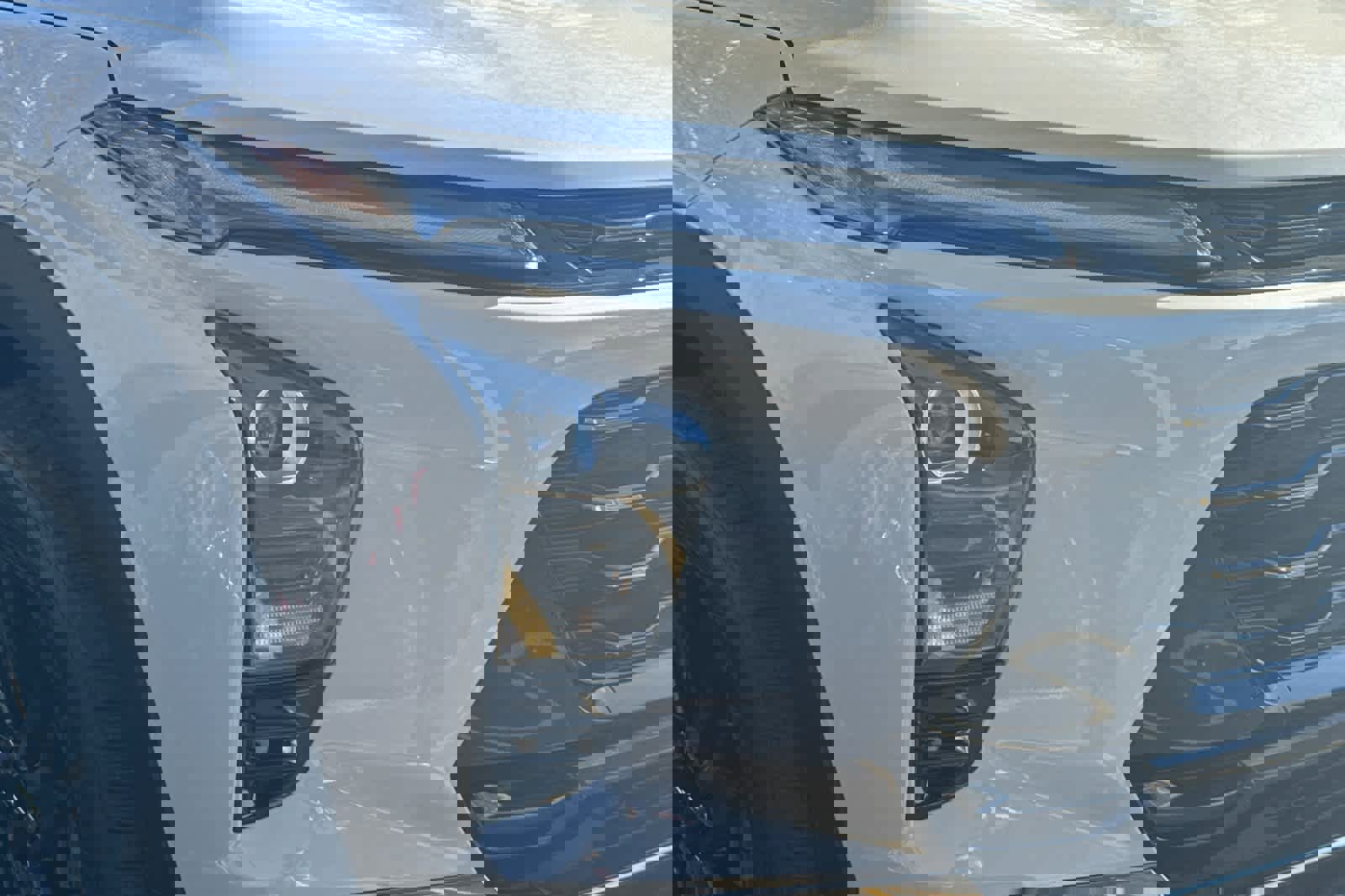 Used 2026 Chevrolet Trax ACTIV w/ Sunroof Package image 9