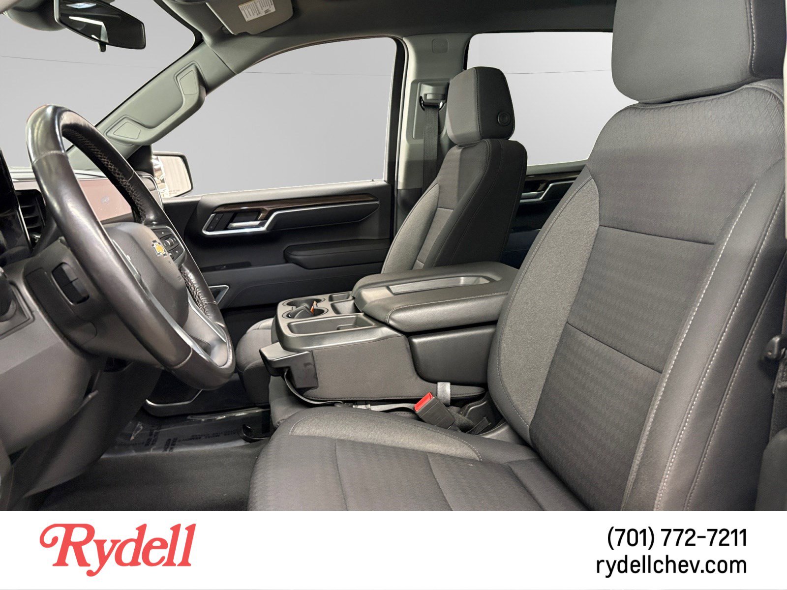 Used 2022 Chevrolet Silverado 1500 LT AWD/4WD image 10