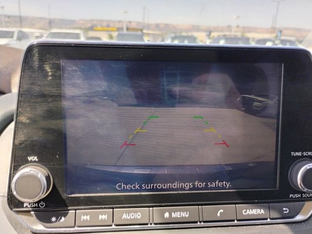 Used 2022 Nissan Rogue SV AWD/4WD image 18