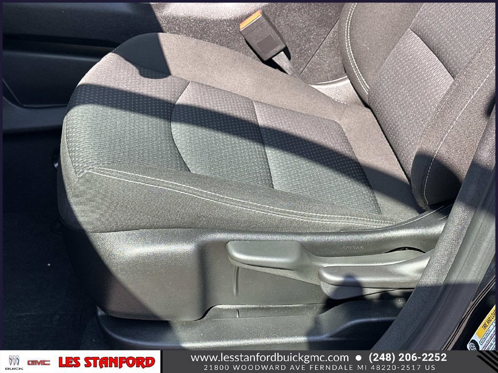 Used 2023 GMC Terrain SLE AWD/4WD image 18