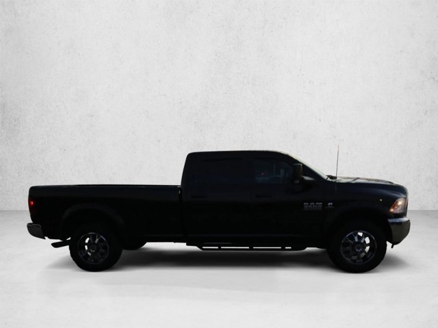 Used 2018 RAM 3500 Tradesman w/ Chrome Appearance Group AWD/4WD image 4