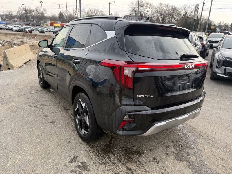Certified 2024 Kia Seltos EX image 5
