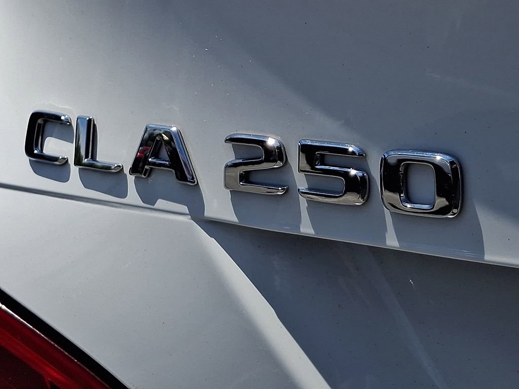 Used 2019 Mercedes-Benz CLA 250 4MATIC image 30