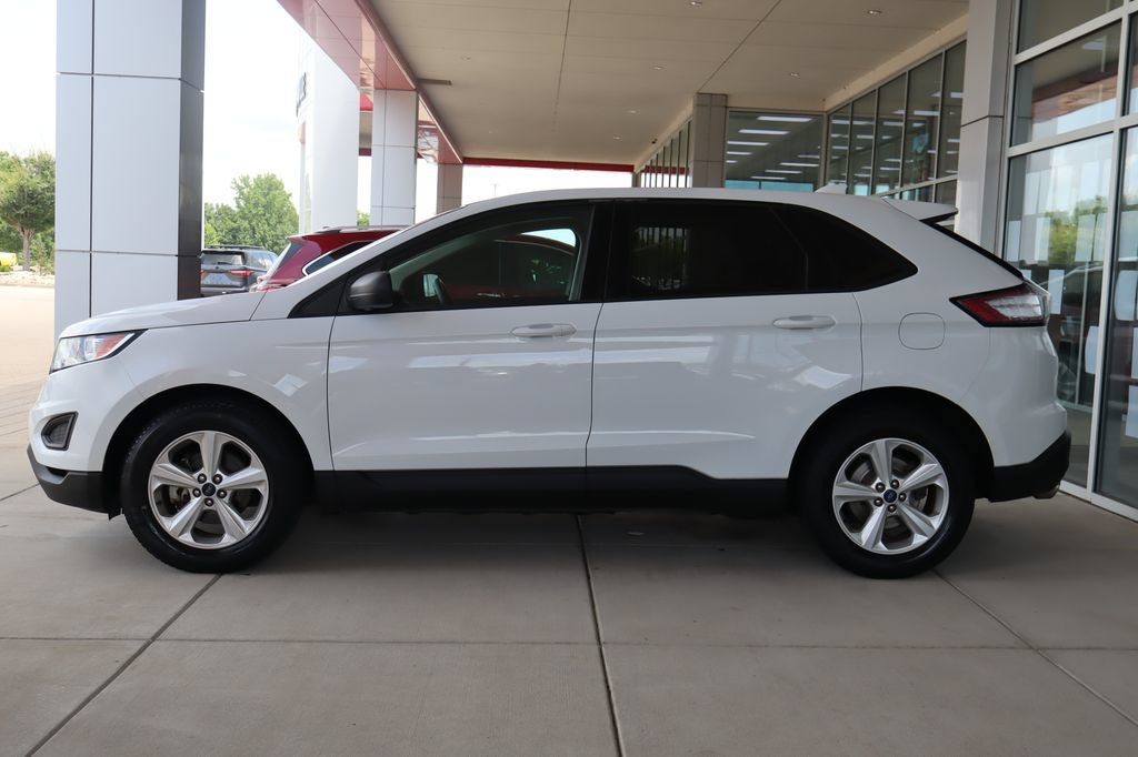 Used 2016 Ford Edge SE FWD image 4