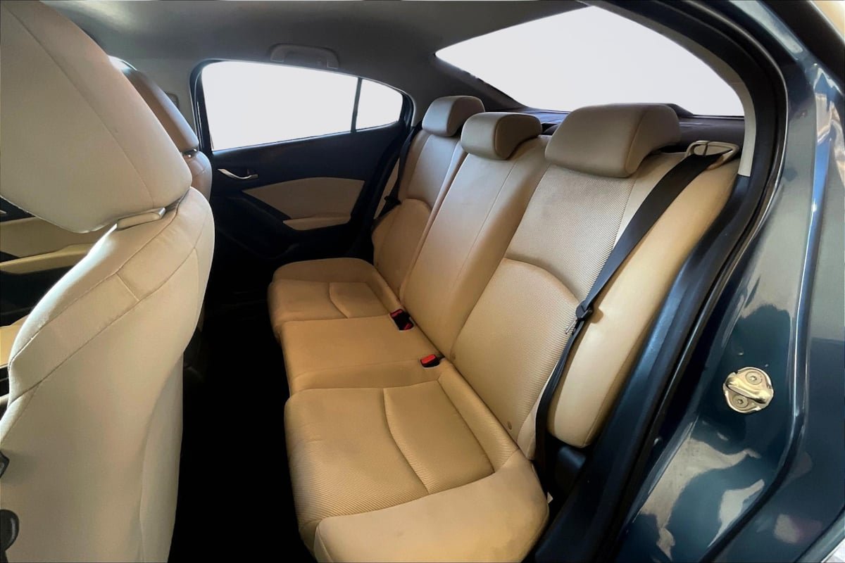 Used 2017 MAZDA MAZDA3 Sport FWD image 26