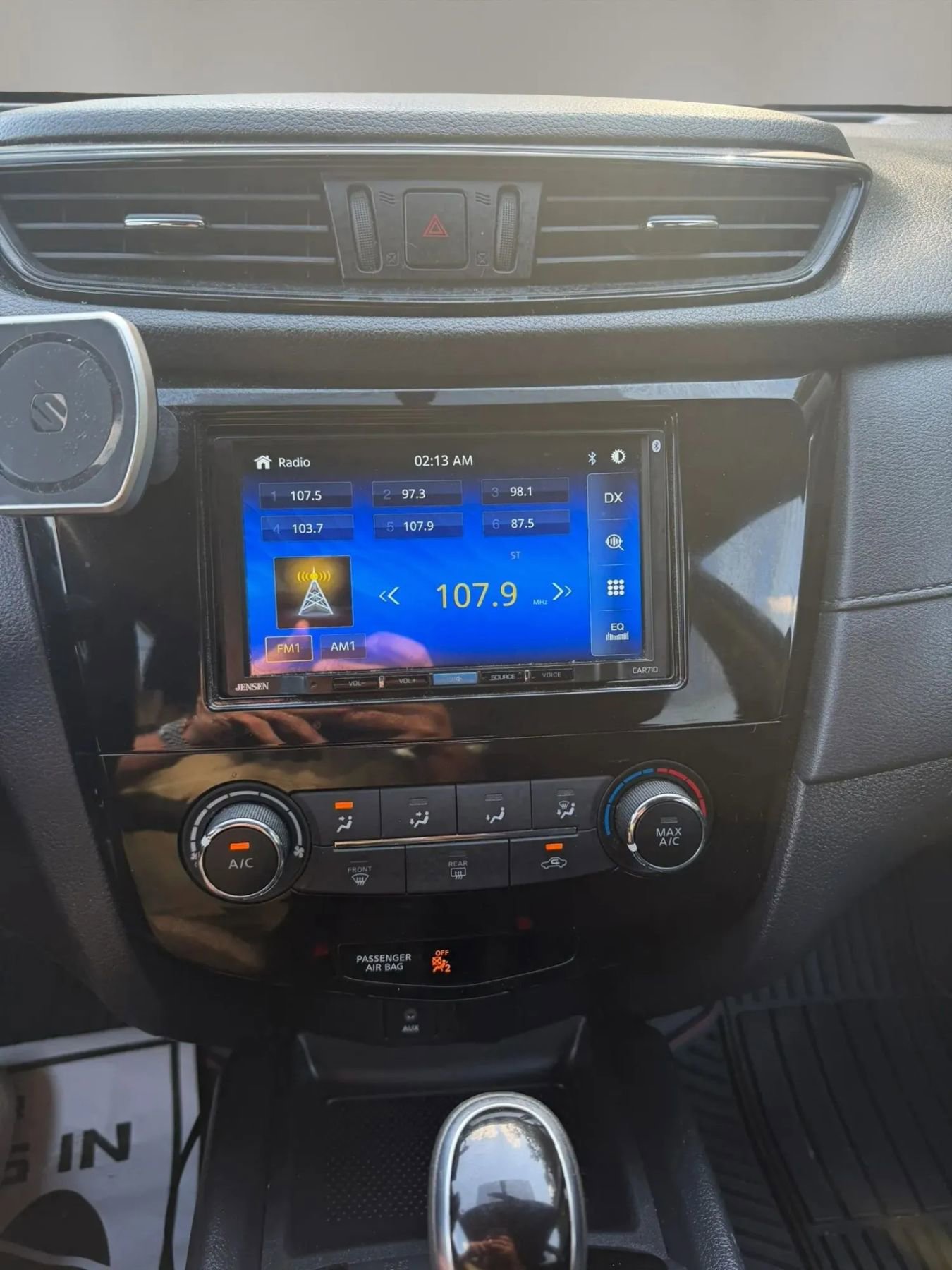 Used 2017 Nissan Rogue S w/ S Appearance Package AWD/4WD image 14