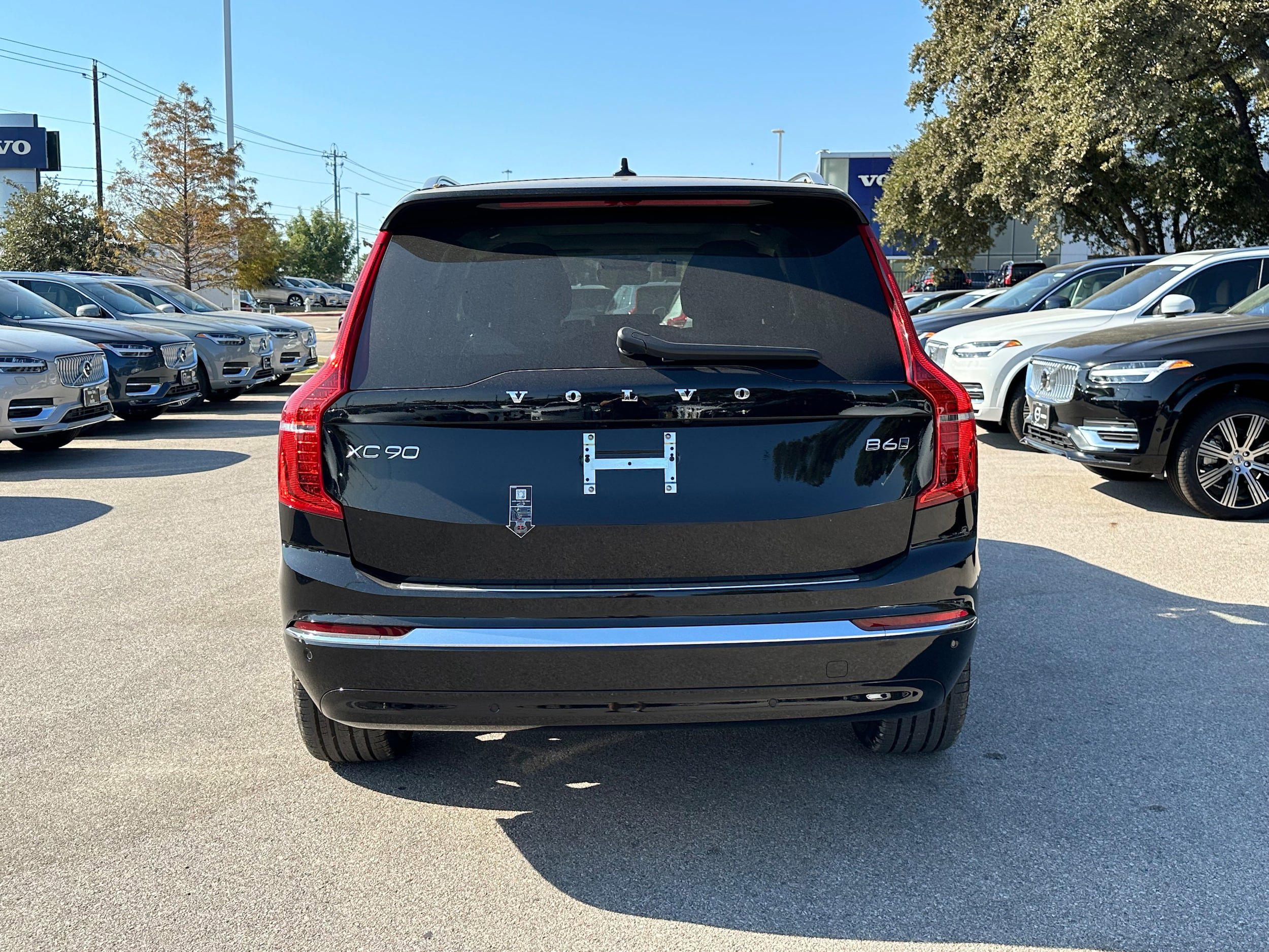 Used 2025 Volvo XC90 B6 Plus w/ Protection Package Premier AWD/4WD image 5