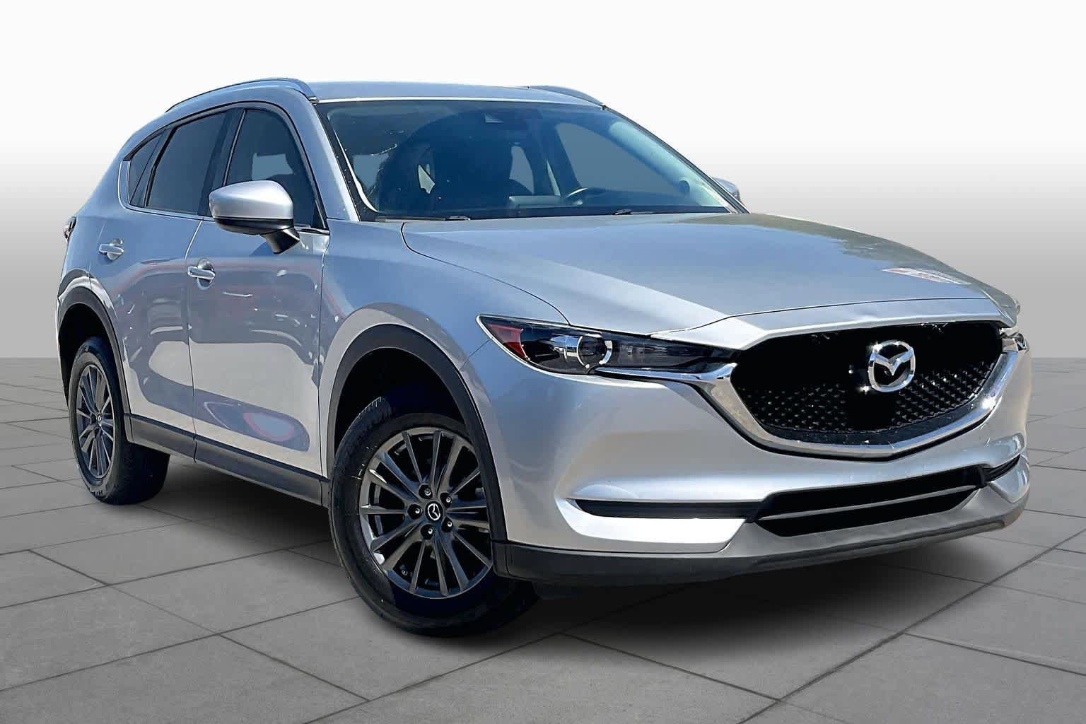 Used 2017 MAZDA CX-5 Touring FWD image 3