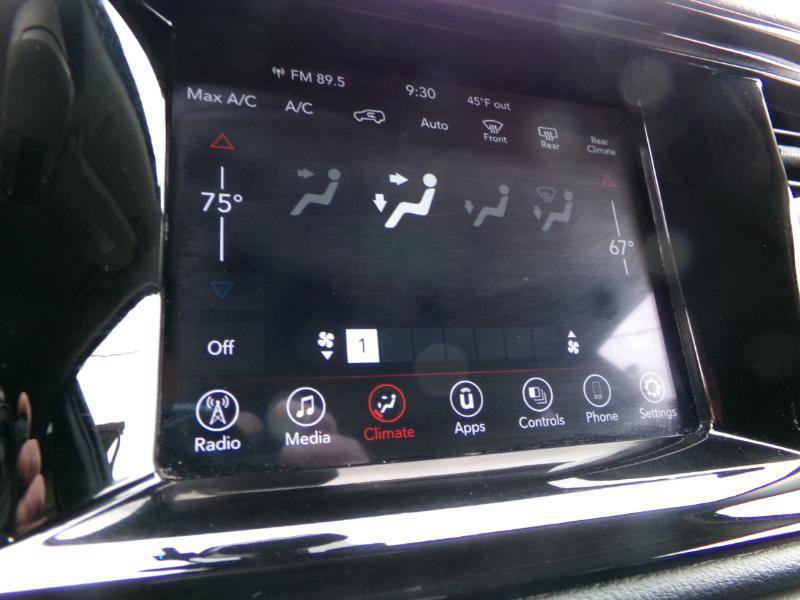 Used 2021 Dodge Durango SXT image 24