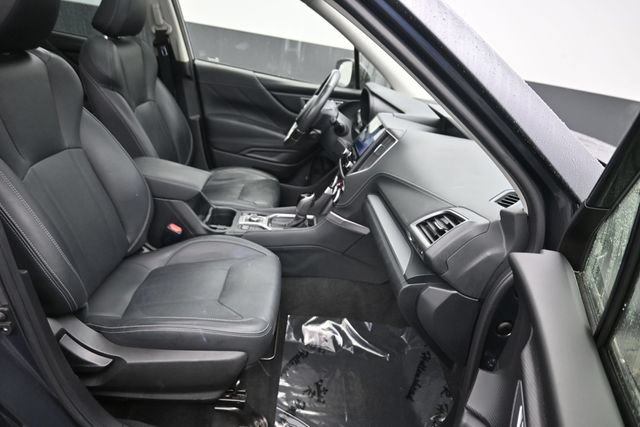 Used 2020 Subaru Forester Limited w/ Popular Package #3 AWD/4WD image 9