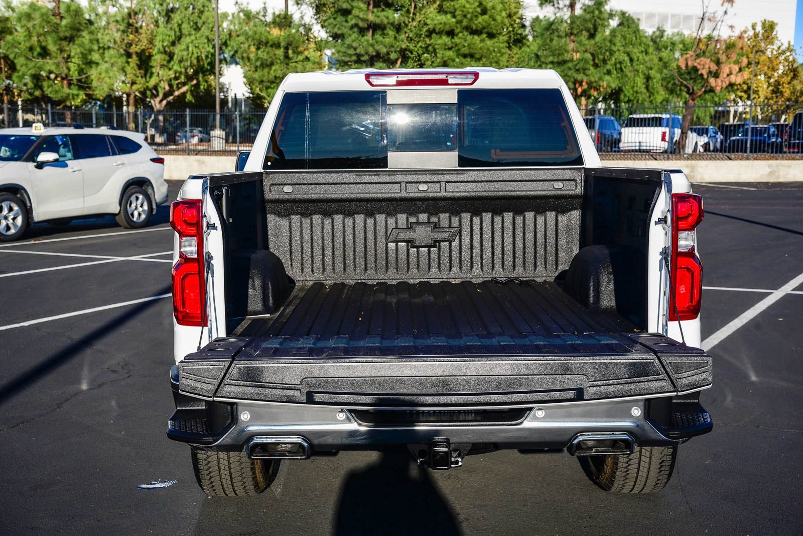 Used 2024 Chevrolet Silverado 1500 LTZ image 33