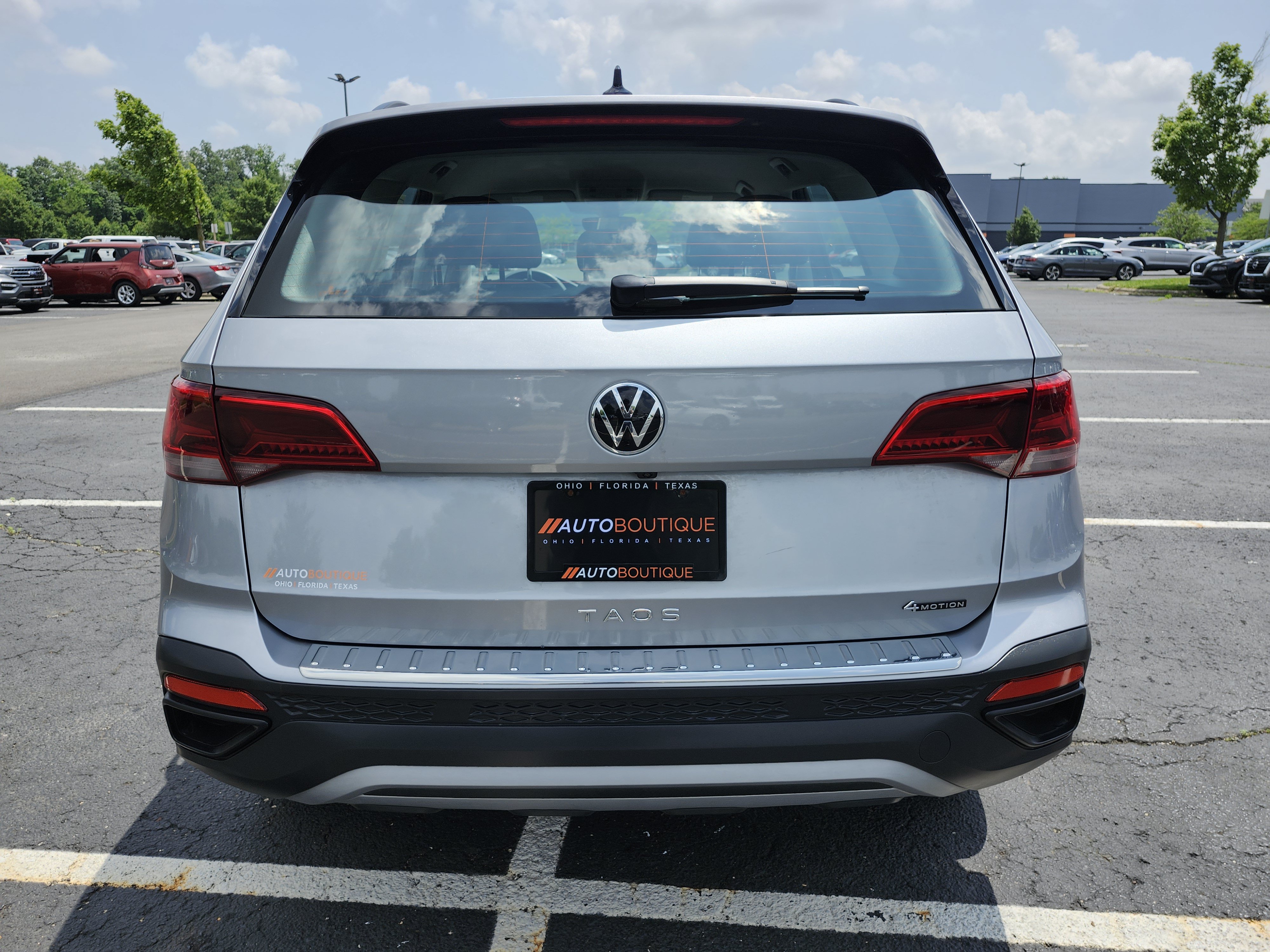 Used 2023 Volkswagen Taos S w/ Driver Assistance Package AWD/4WD image 15