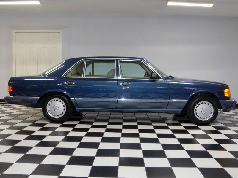 Used 1990 Mercedes-Benz 560 SEL image 10
