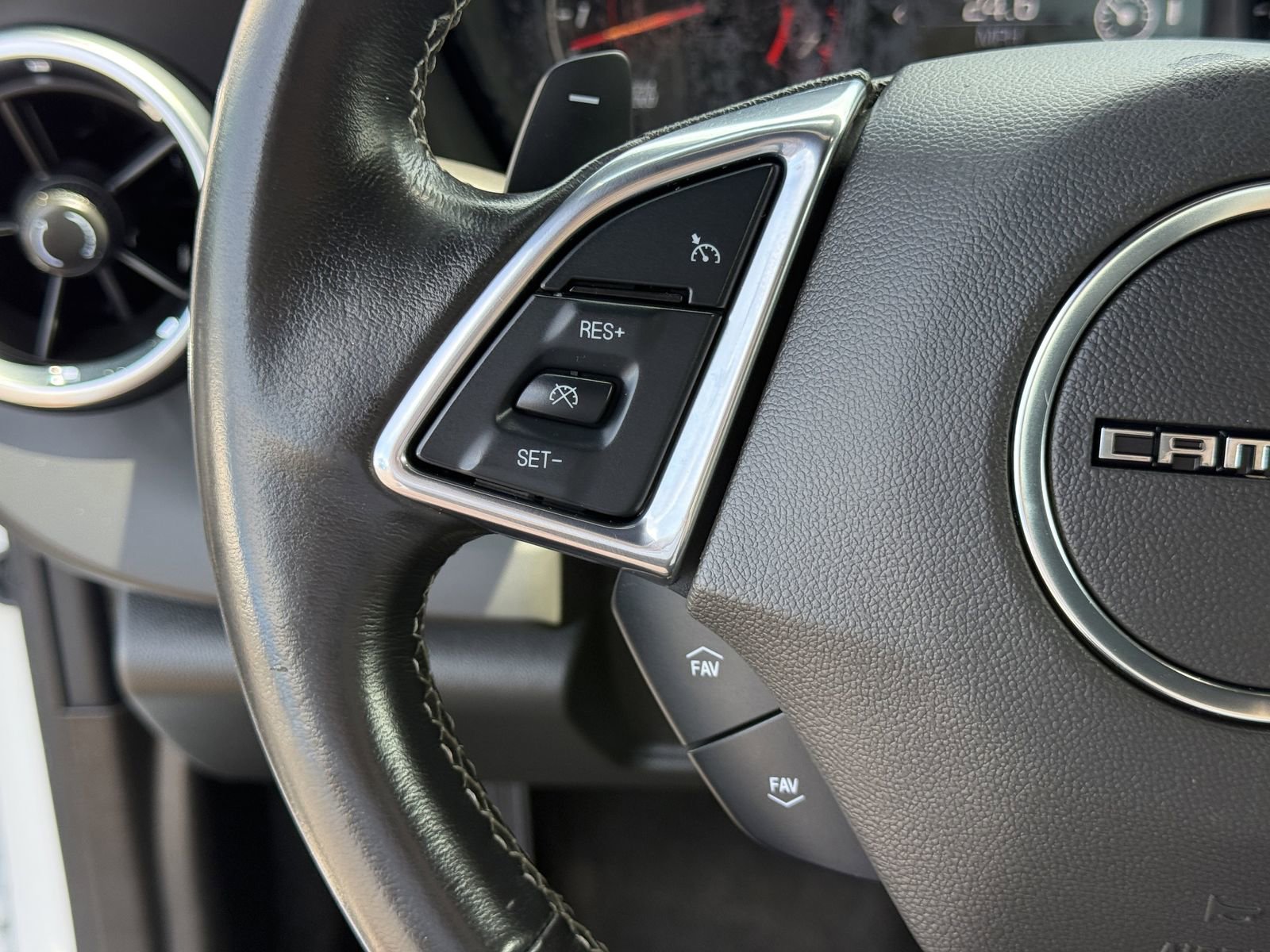 Used 2023 Chevrolet Camaro LT RWD image 27