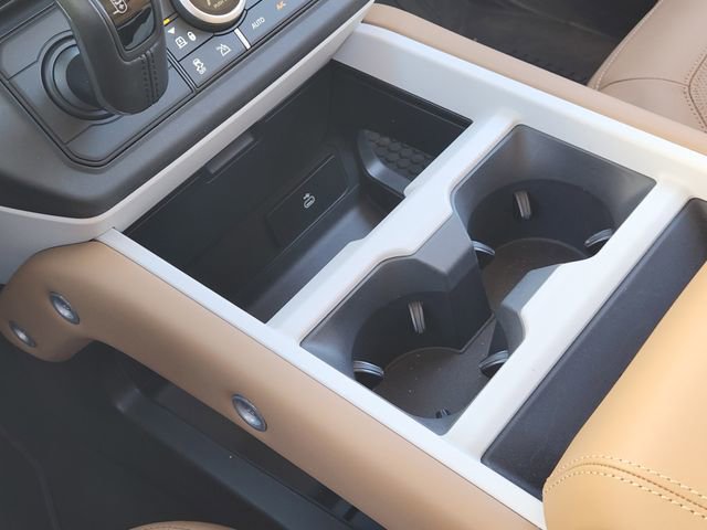 Used 2026 Land Rover Defender 110 S image 19