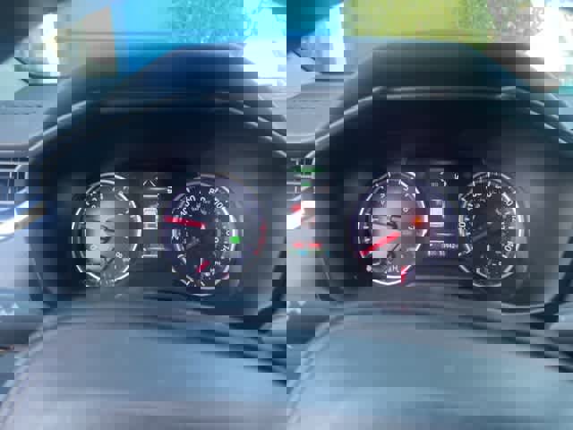 Used 2020 Toyota RAV4 XLE image 2