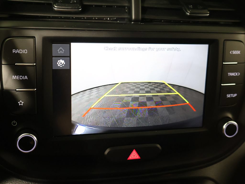 Used 2025 Kia Soul LX w/ LX Technology Package FWD image 43