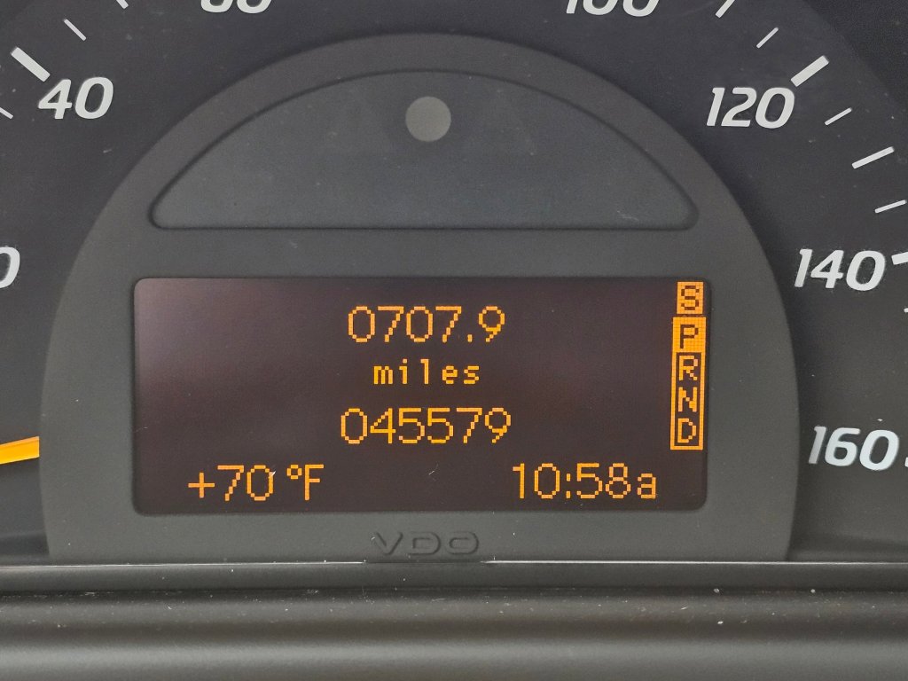 Used 2002 Mercedes-Benz C 230 Coupe w/ C2 Opt Pkg image 7