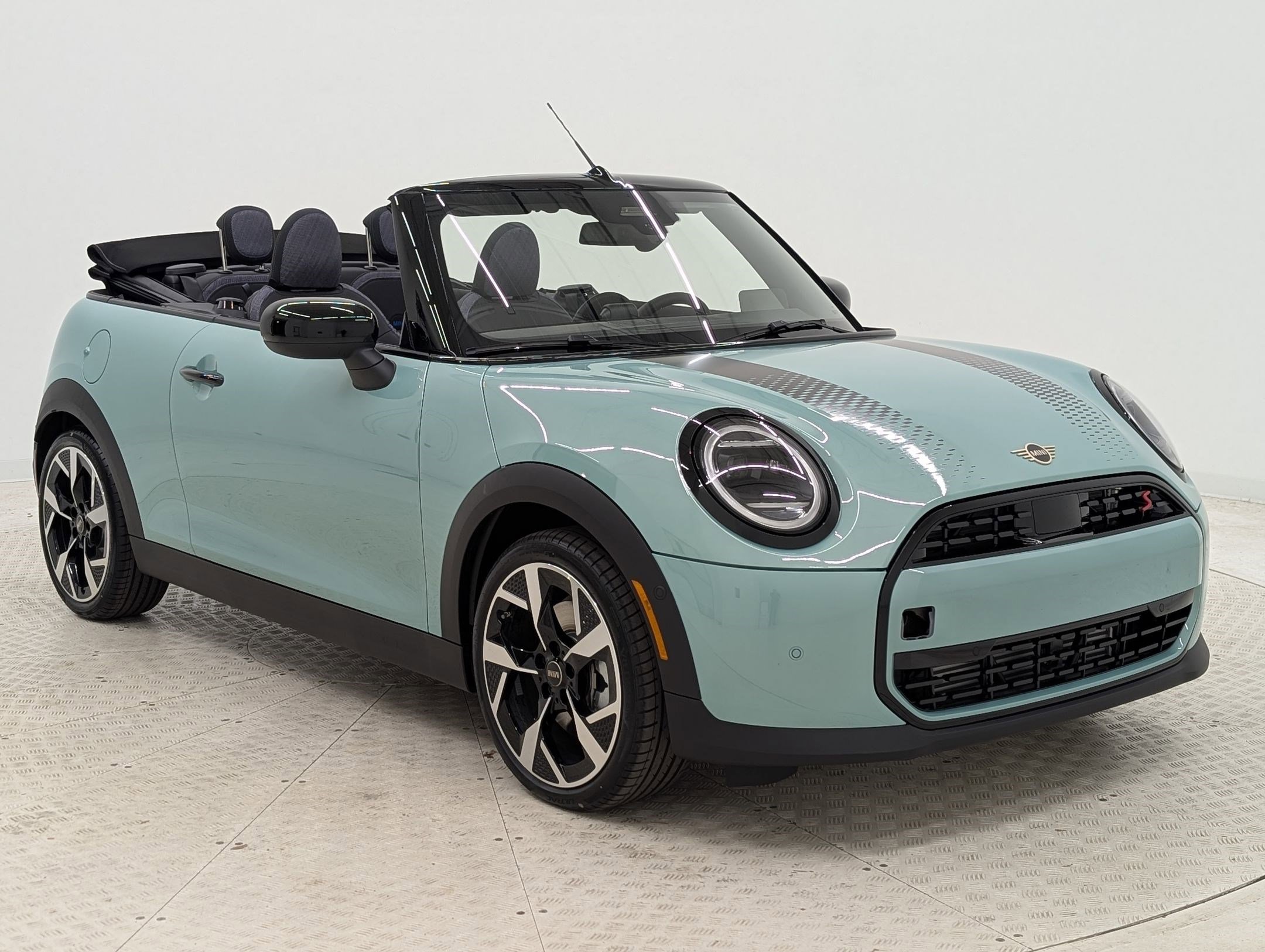 New 2026 MINI Cooper S image 7