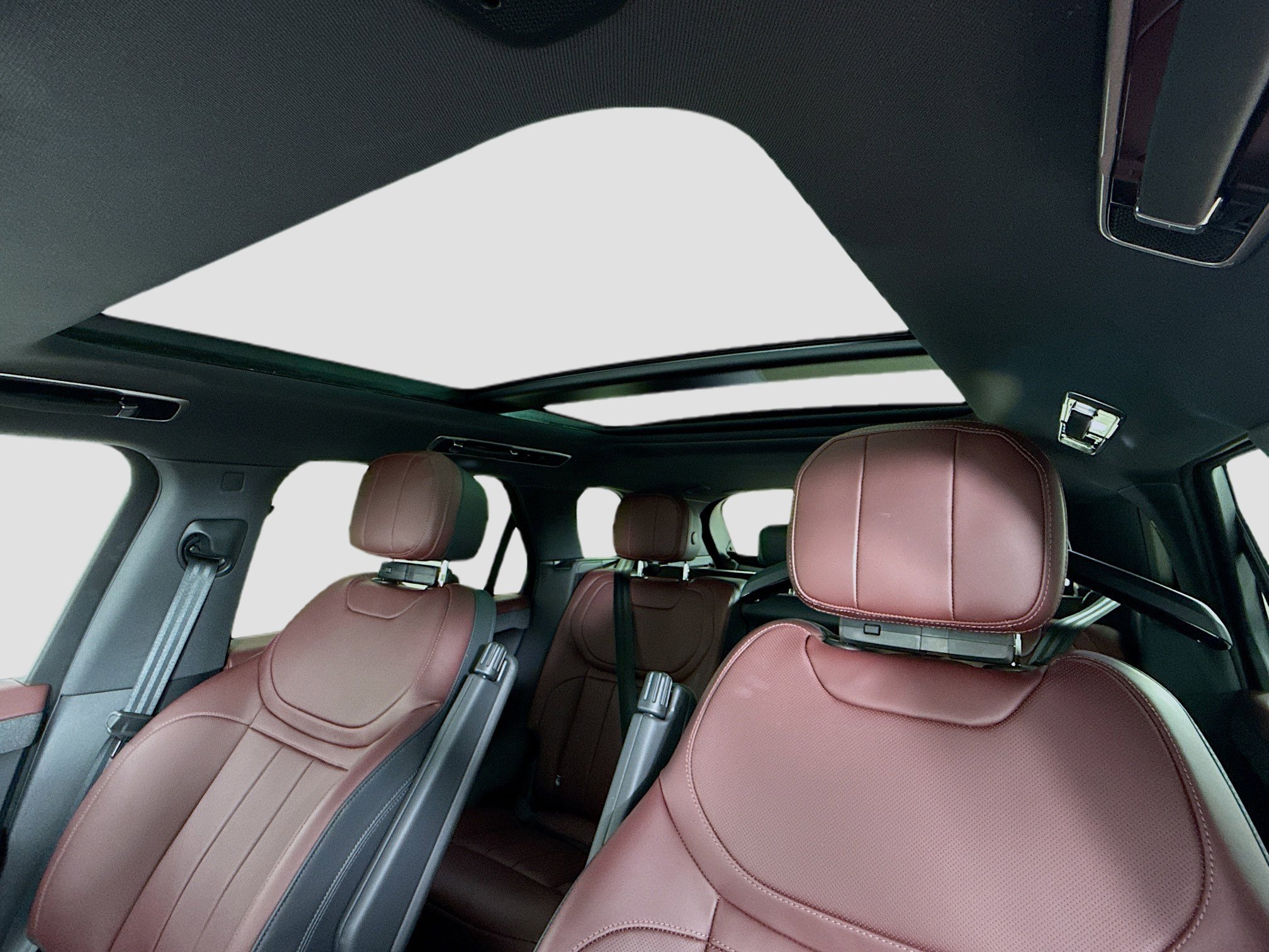 Used 2025 Land Rover Range Rover Sport Dynamic SE image 23