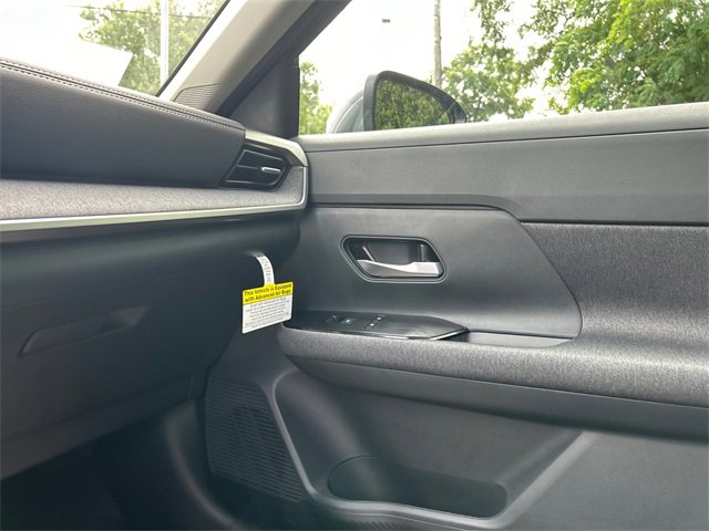 New 2025 Nissan Kicks SV w/ SV Premium Package image 19