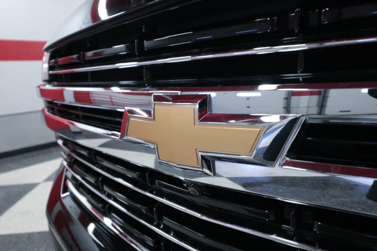 Used 2022 Chevrolet Tahoe LT w/ Luxury Package RWD image 35