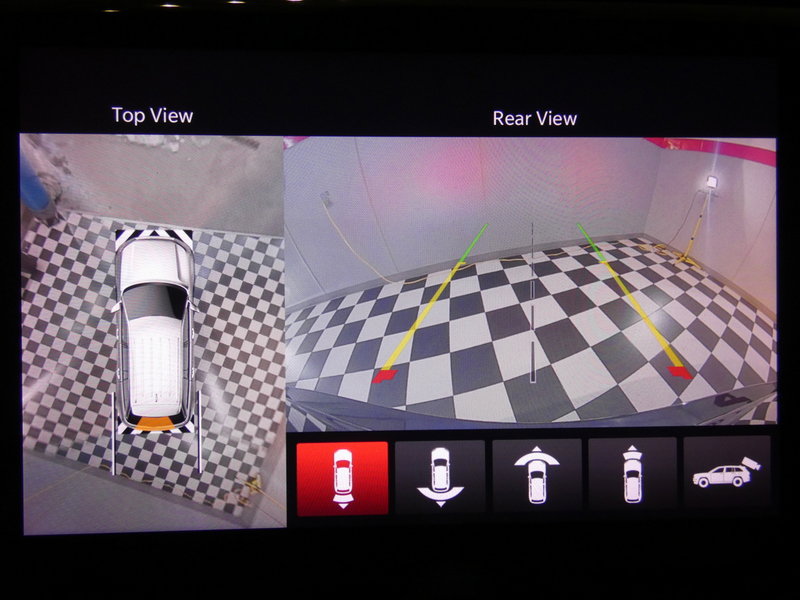 Used 2024 Jeep Grand Cherokee Summit w/ Luxury Tech Group V image 13