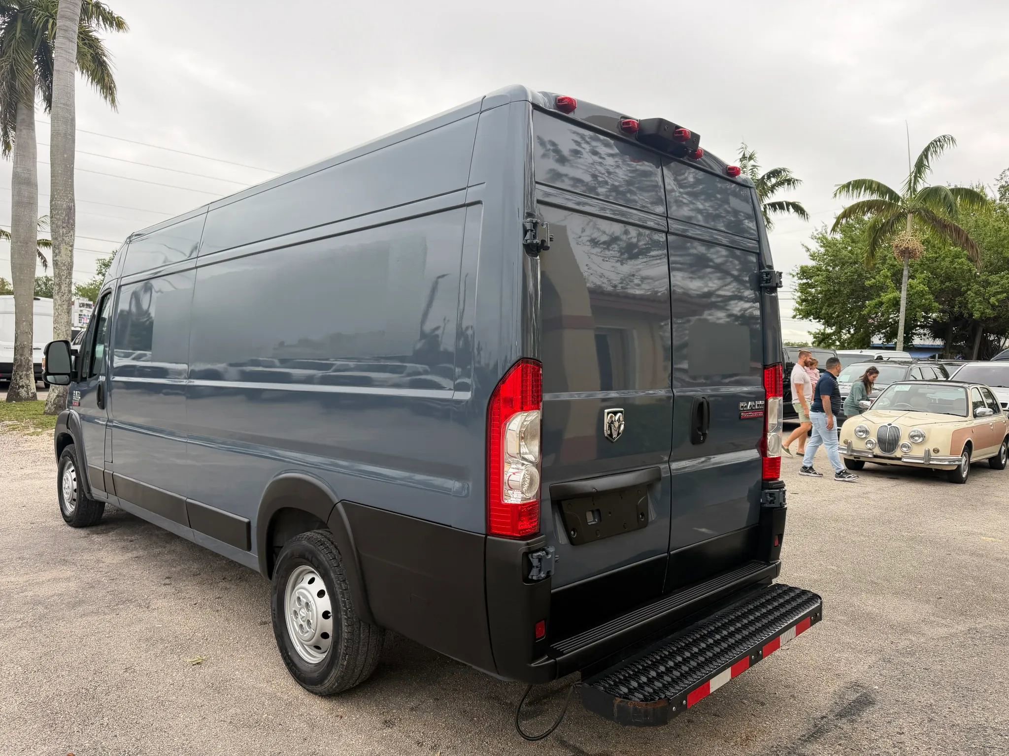 Used 2020 RAM ProMaster 3500 image 3