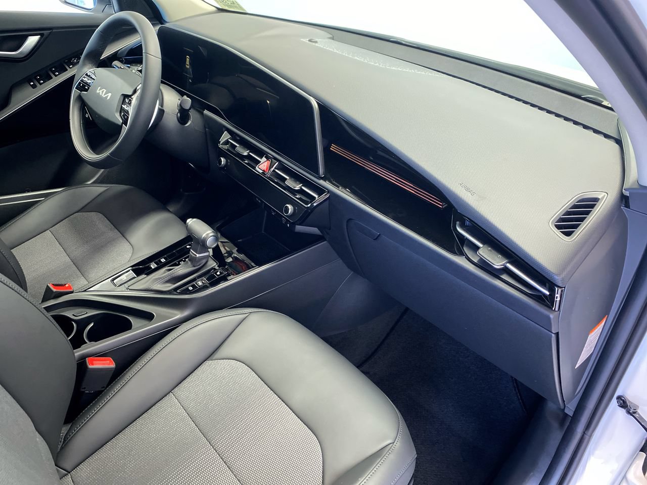 New 2026 Kia Niro EX w/ EX Premium Package FWD image 31