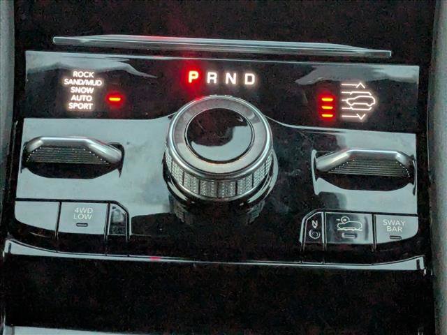 Used 2022 Jeep Grand Cherokee Trailhawk image 12