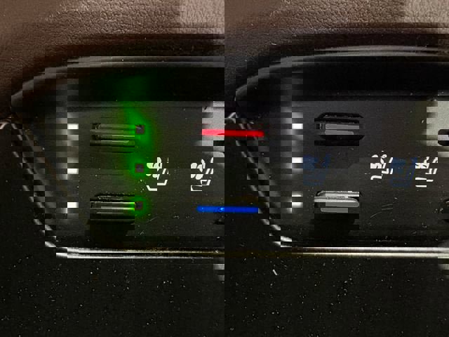 Used 2024 Toyota Venza Limited AWD/4WD image 15