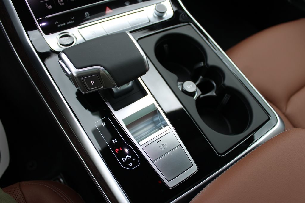 New 2026 Audi Q8 Premium Plus AWD/4WD image 18