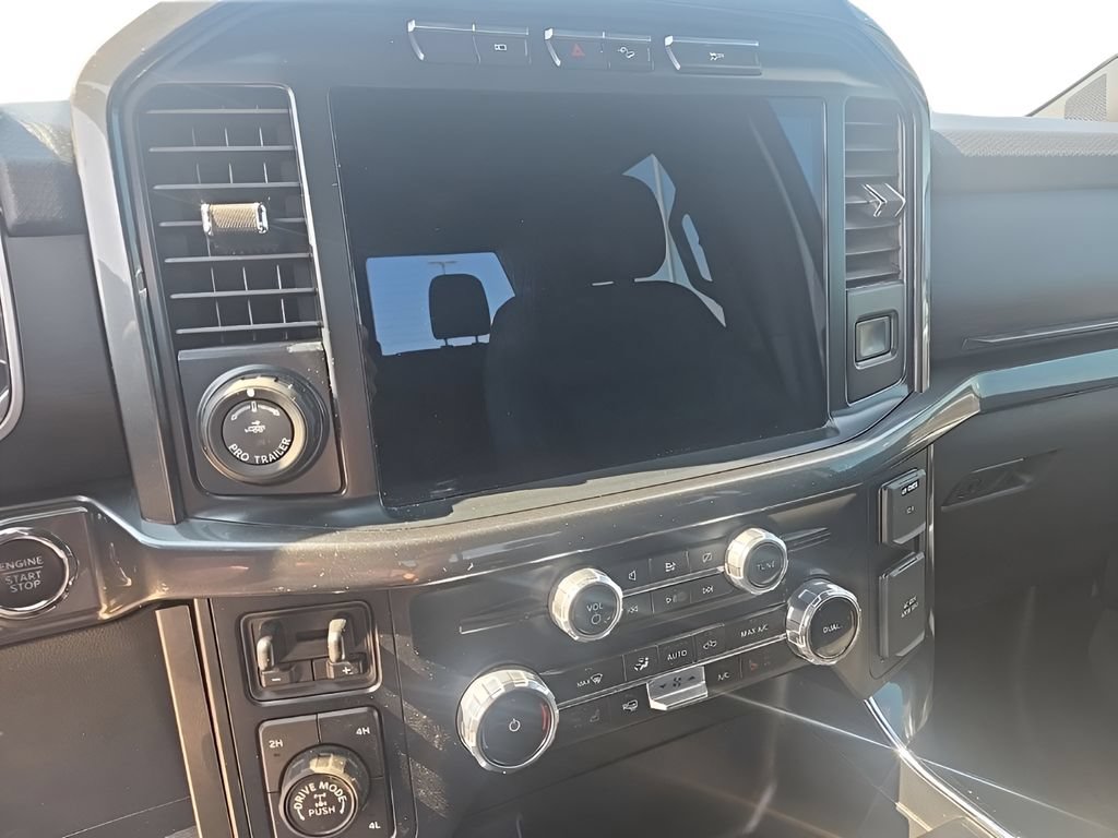 Used 2022 Ford F150 XLT w/ Equipment Group 302A High AWD/4WD image 18