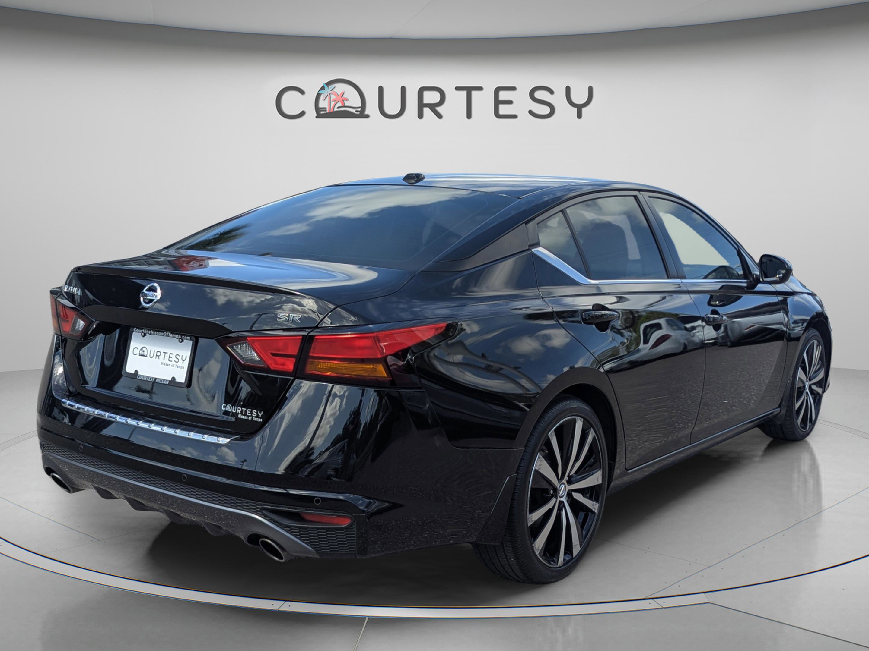 Certified 2021 Nissan Altima 2.5 SR image 7