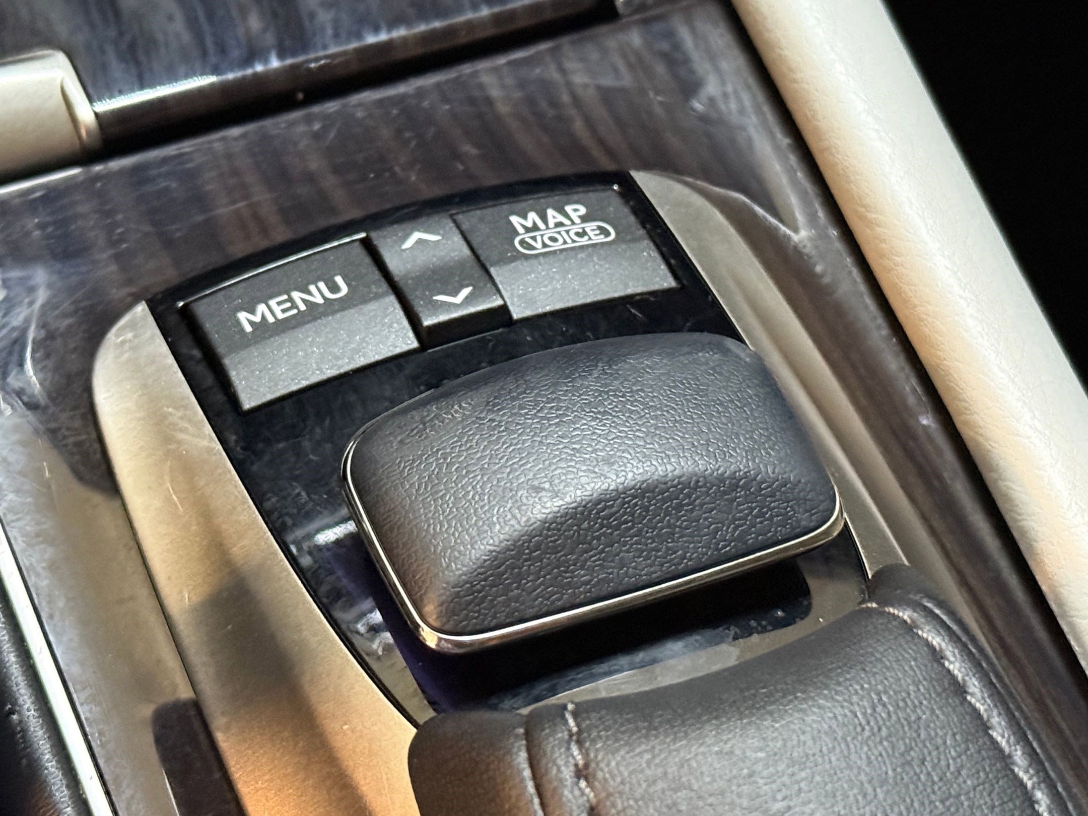 Used 2014 Lexus LS 460 AWD w/ Comfort Package image 36