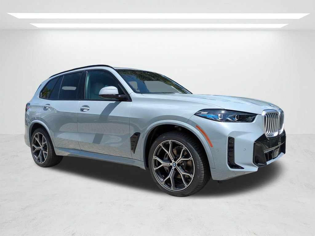 New 2026 BMW X5 xDrive40i w/ M Sport Package AWD/4WD image 2