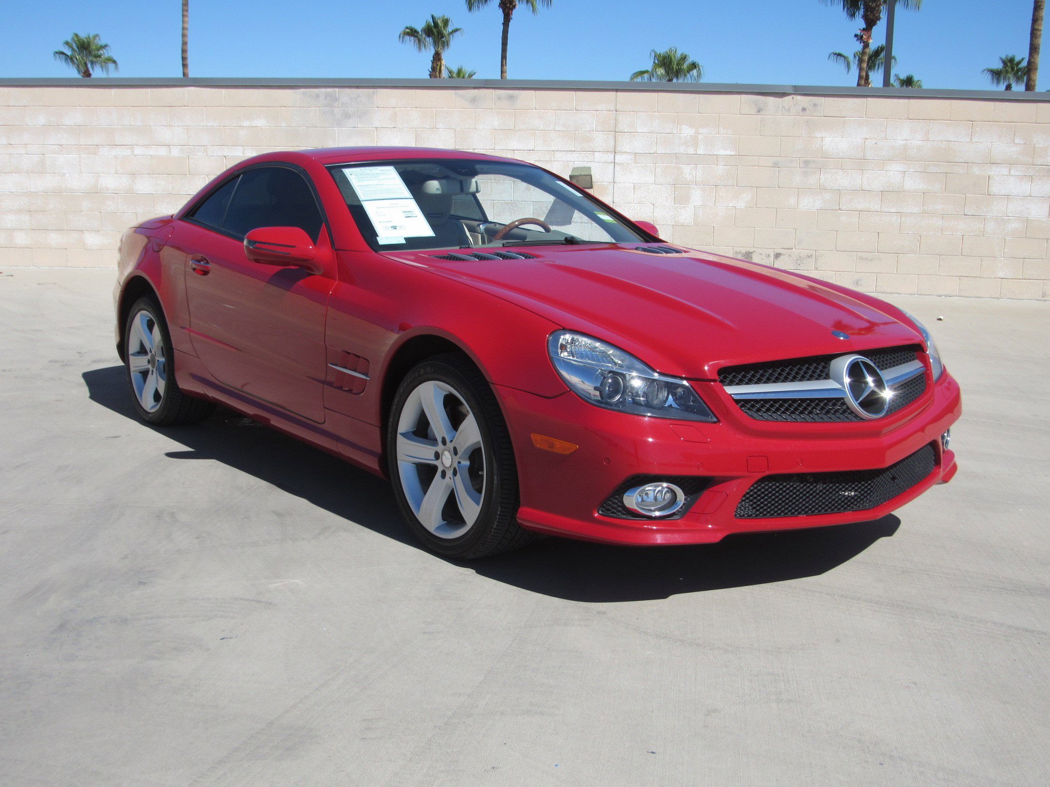 Used 2009 Mercedes-Benz SL 550 image 2