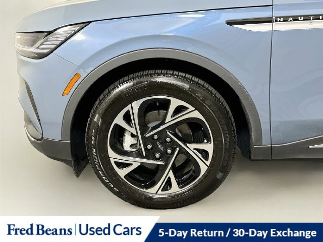 Used 2026 Lincoln Nautilus Premier w/ Equipment Group 102A AWD/4WD image 40