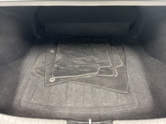 Used 2023 Hyundai Elantra SEL w/ Convenience Package image 9