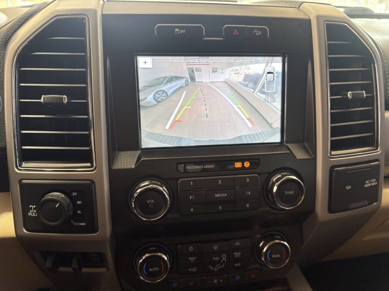 Used 2019 Ford F250 Lariat w/ Chrome Package AWD/4WD image 21