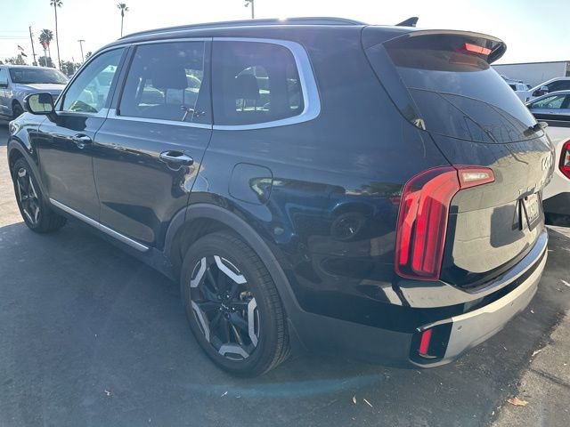 Used 2024 Kia Telluride S w/ S Sunroof Package FWD video 2