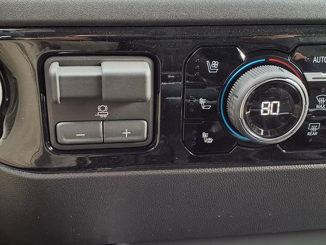 New 2026 Chevrolet Silverado 1500 ZR2 image 17