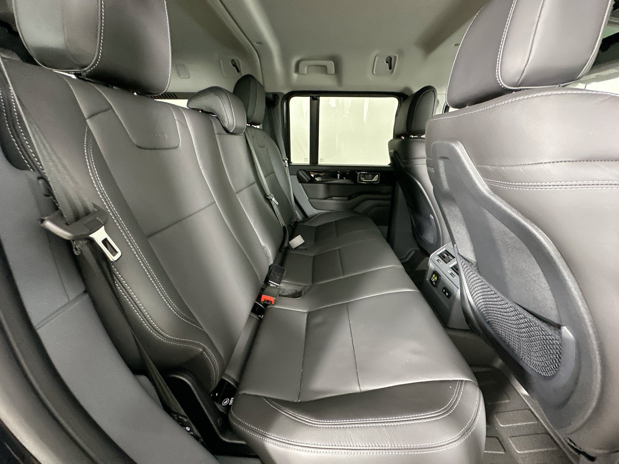 New 2026 INEOS Grenadier Station Wagon AWD/4WD image 46