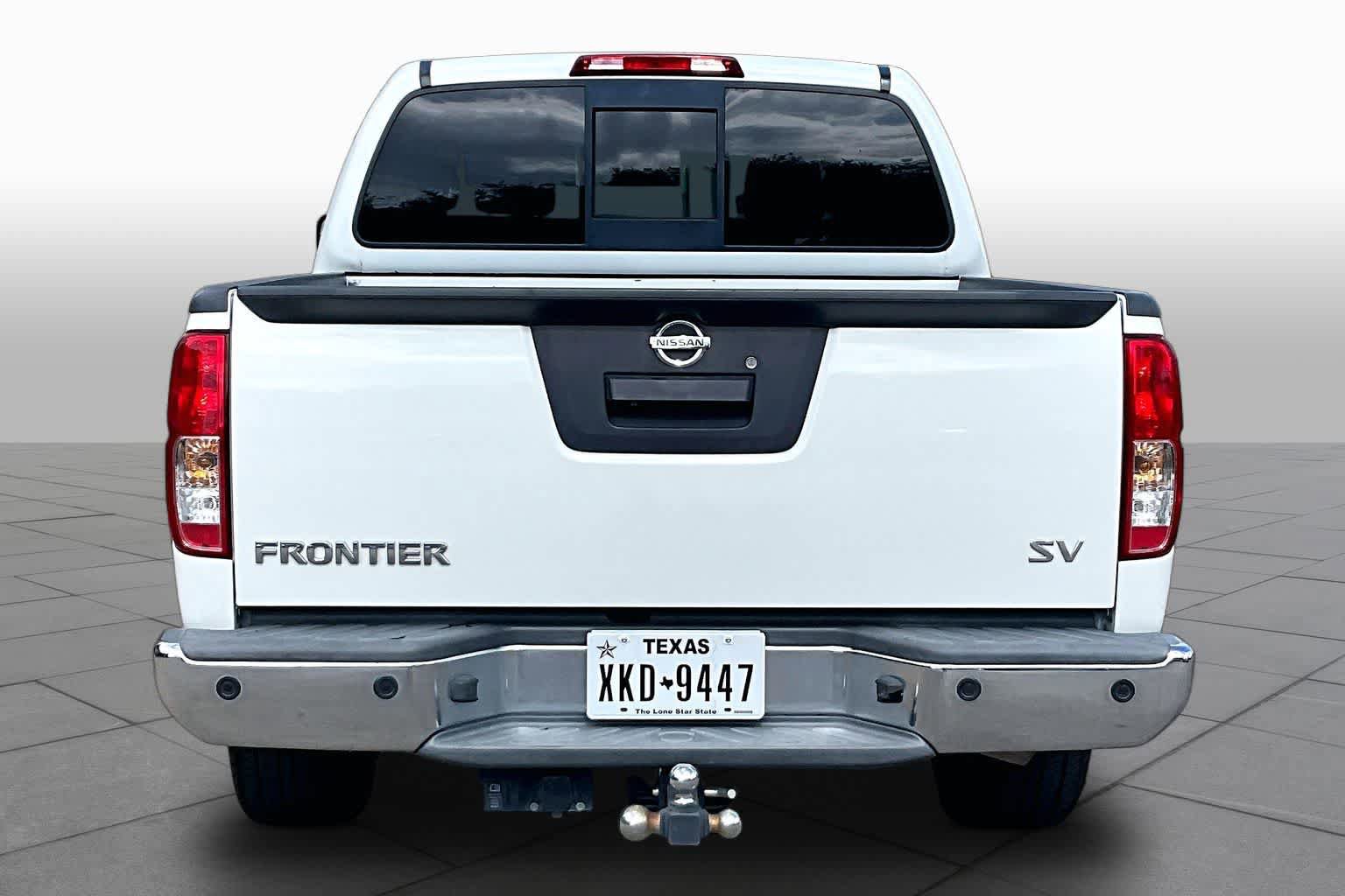 Used 2016 Nissan Frontier SV w/ SV Value Truck Package RWD image 5