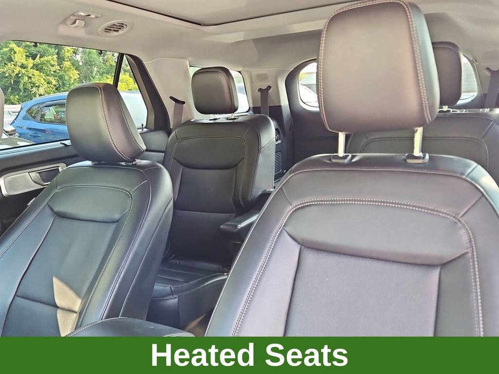 Used 2023 Ford Explorer Limited w/ Limited Technology Package RWD image 8