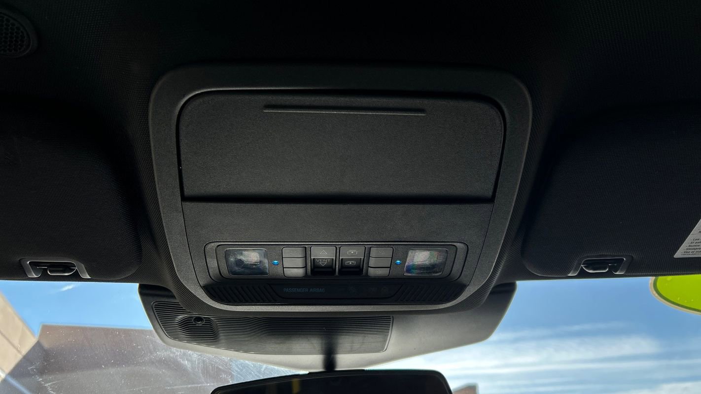 Used 2020 Ford Explorer XLT w/ Equipment Group 202A image 39