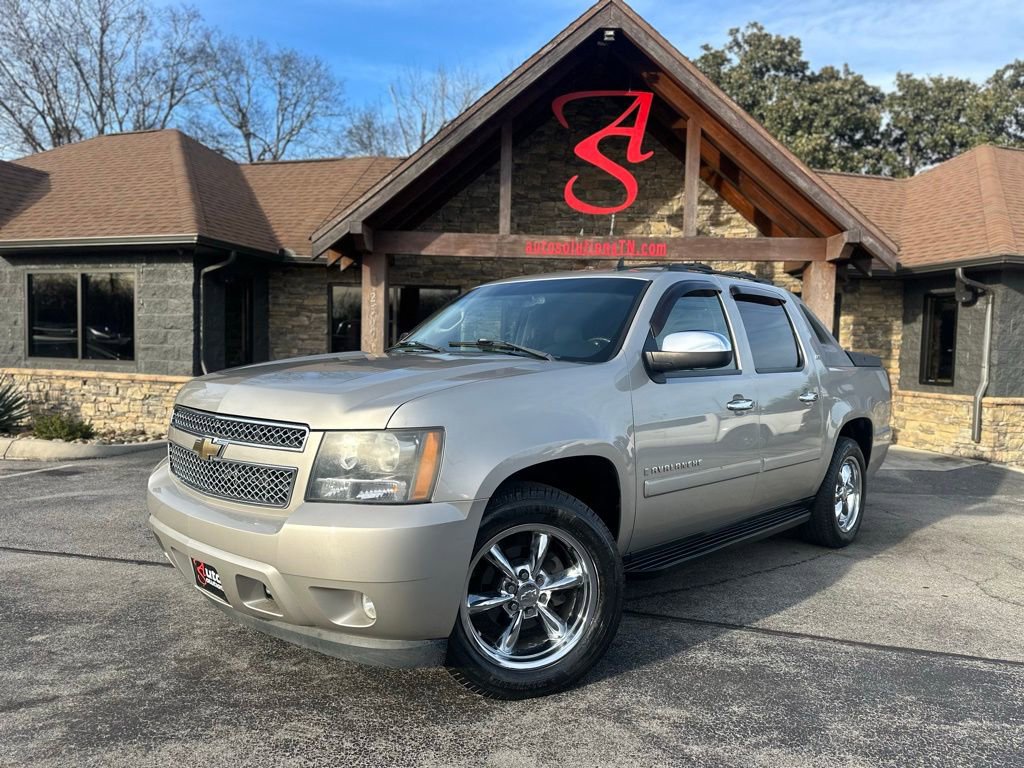 Used 2008 Chevrolet Avalanche LTZ w/ LTZ Preferred Equipment Group AWD/4WD image 1